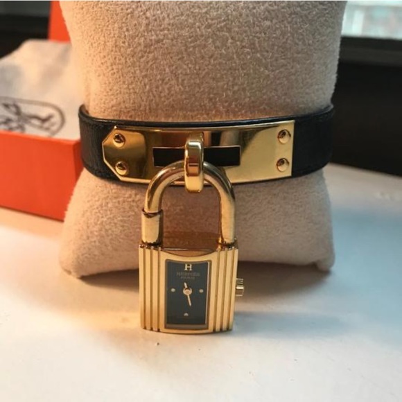 HERMÈS KELLY WATCH WITH LEATHER BRACELET - Picture 2 of 12